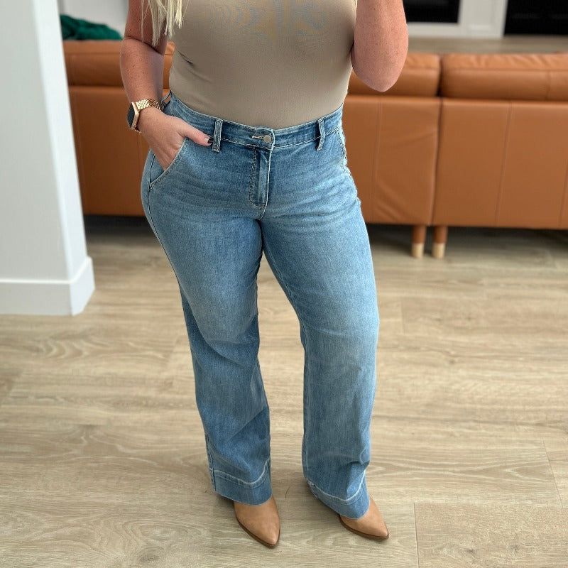 Judy Blue Mindy Mid Rise Wide Leg Trouser Jeans sold by Boujee Boutique product image thumbnail 2