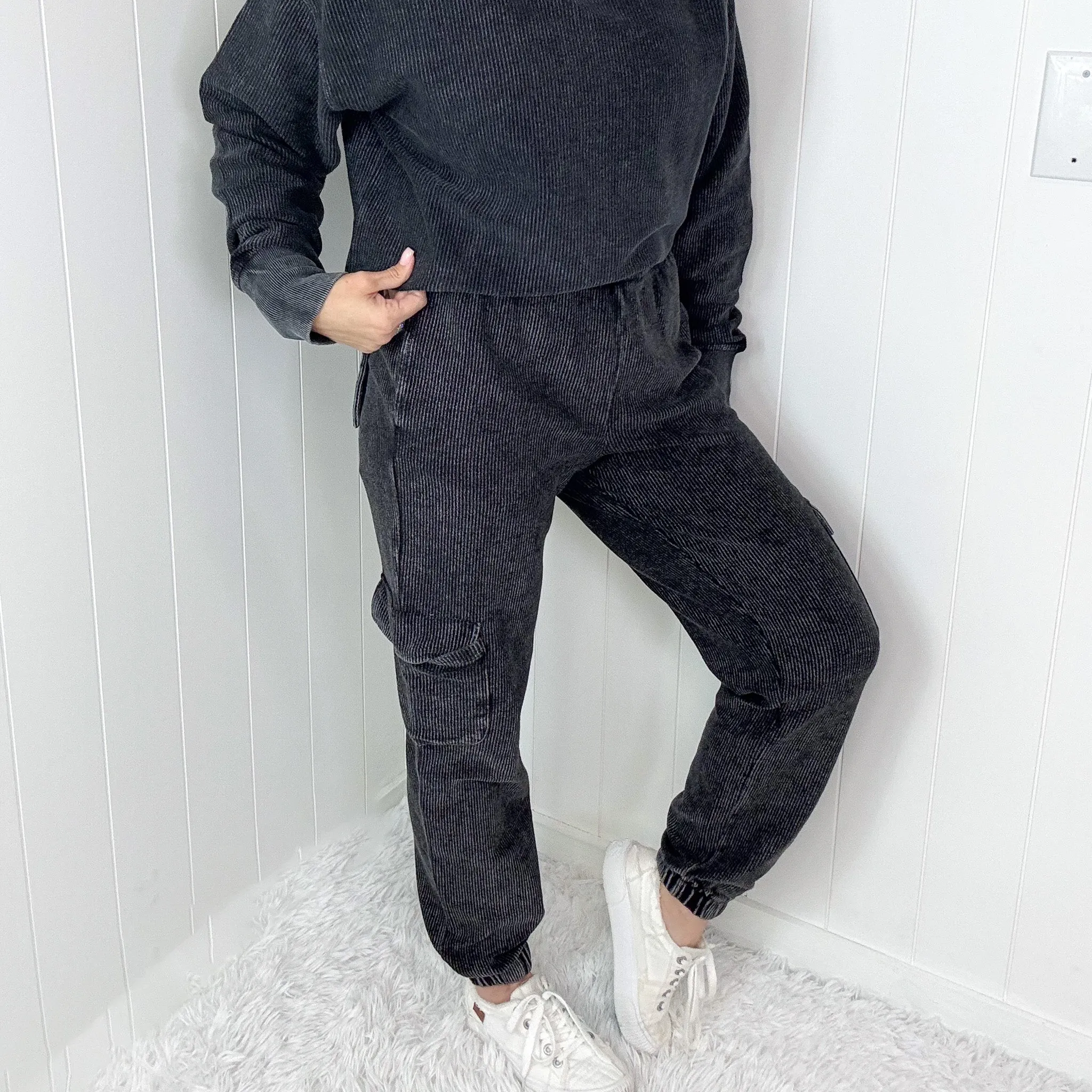 Luxe Snow Washed Corded Cargo Jogger Pants in 2 Colors sold by Boujee Boutique product image thumbnail 4