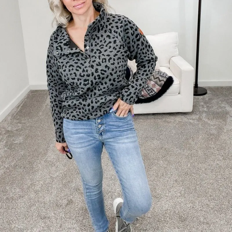 Judy Blue Light Wash Button Up Fly Skinny Jeans sold by Boujee Boutique