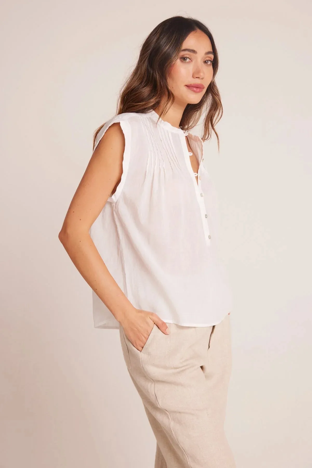 Bella Dahl SS Pintuck Pullover - White sold by Boutique with Grace product image thumbnail 4