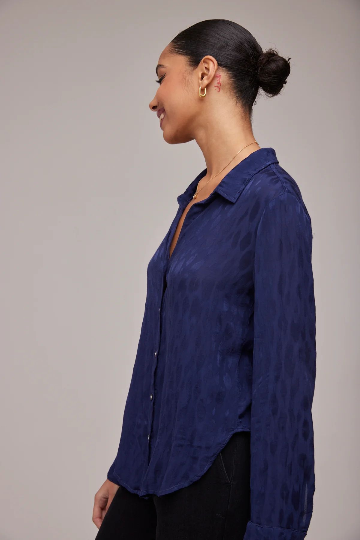 Bella Dahl Flowy Button Down - Twilight Navy sold by Boutique with Grace product image thumbnail 2