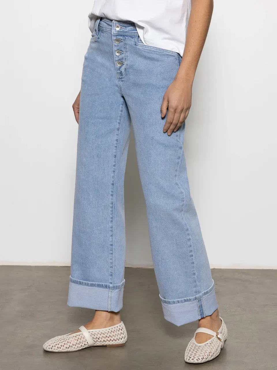 Sanctuary Luna Cuffed Denim Pant - Blue Moonlight sold by Boutique with Grace product image thumbnail 2