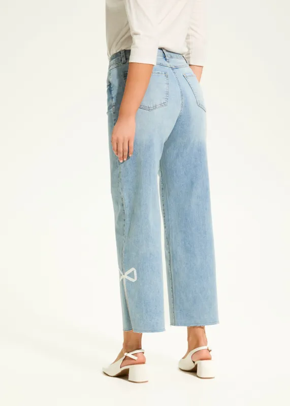 FDJ Olivia Wide Ankle - Light sold by Boutique with Grace