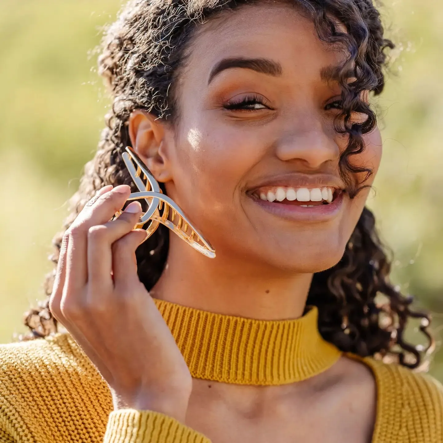 ANDi Gold Swirl Claw Clip sold by Boutique with Grace product image thumbnail 3