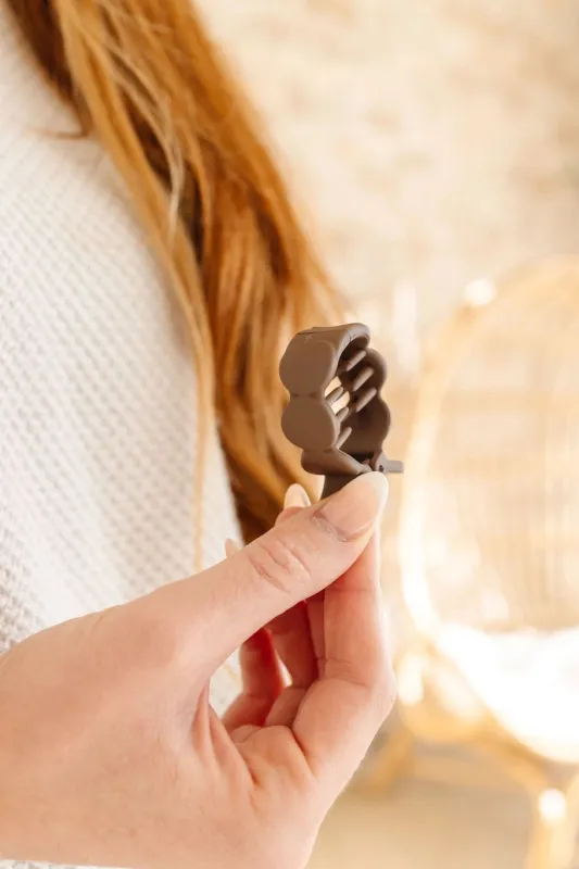 ANDi Ponytail Claw Clip - Brown Dot sold by Boutique with Grace