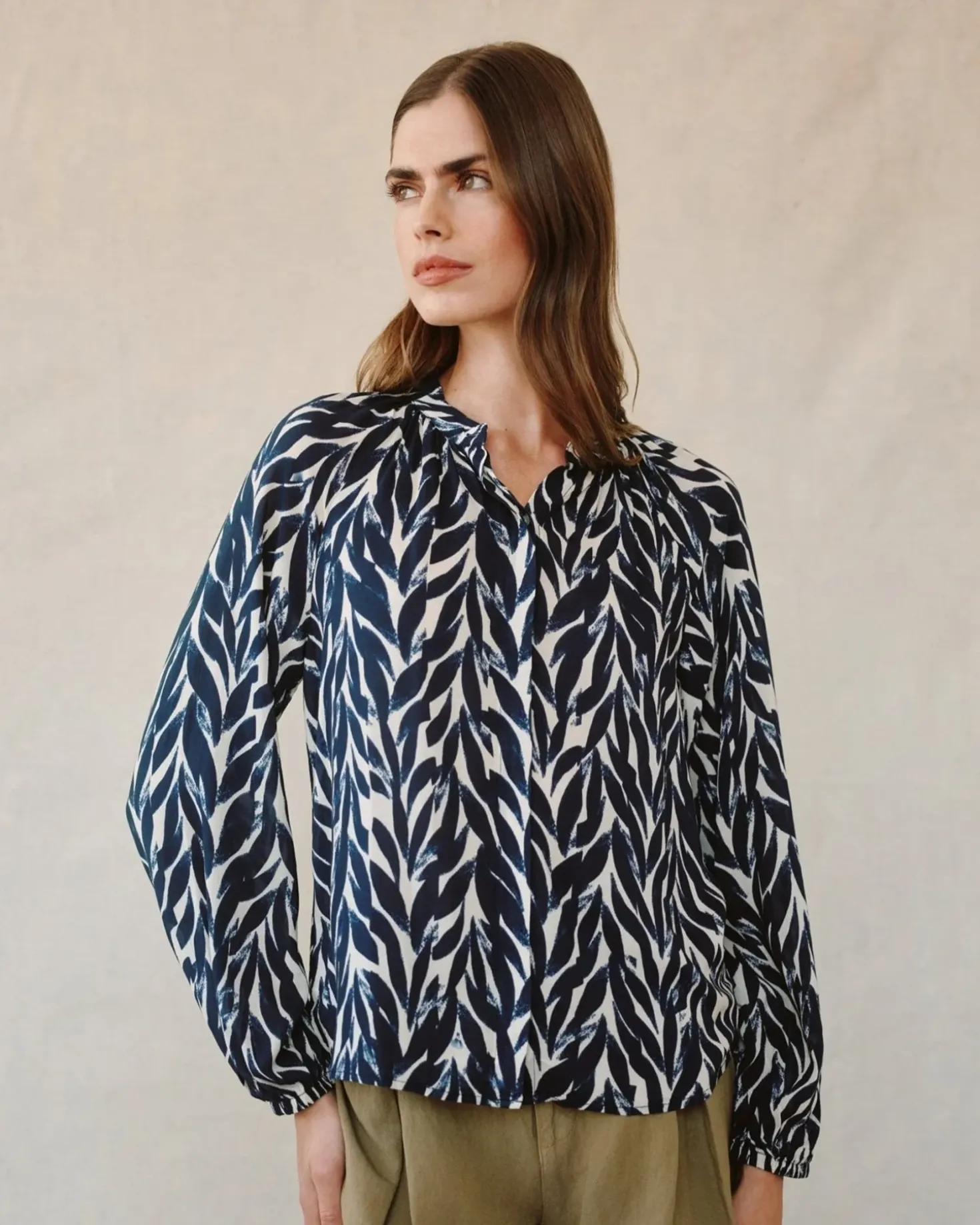 Bella Dahl Shirred Raglan Shirt - Navy Leaves sold by Boutique with Grace product image thumbnail 2