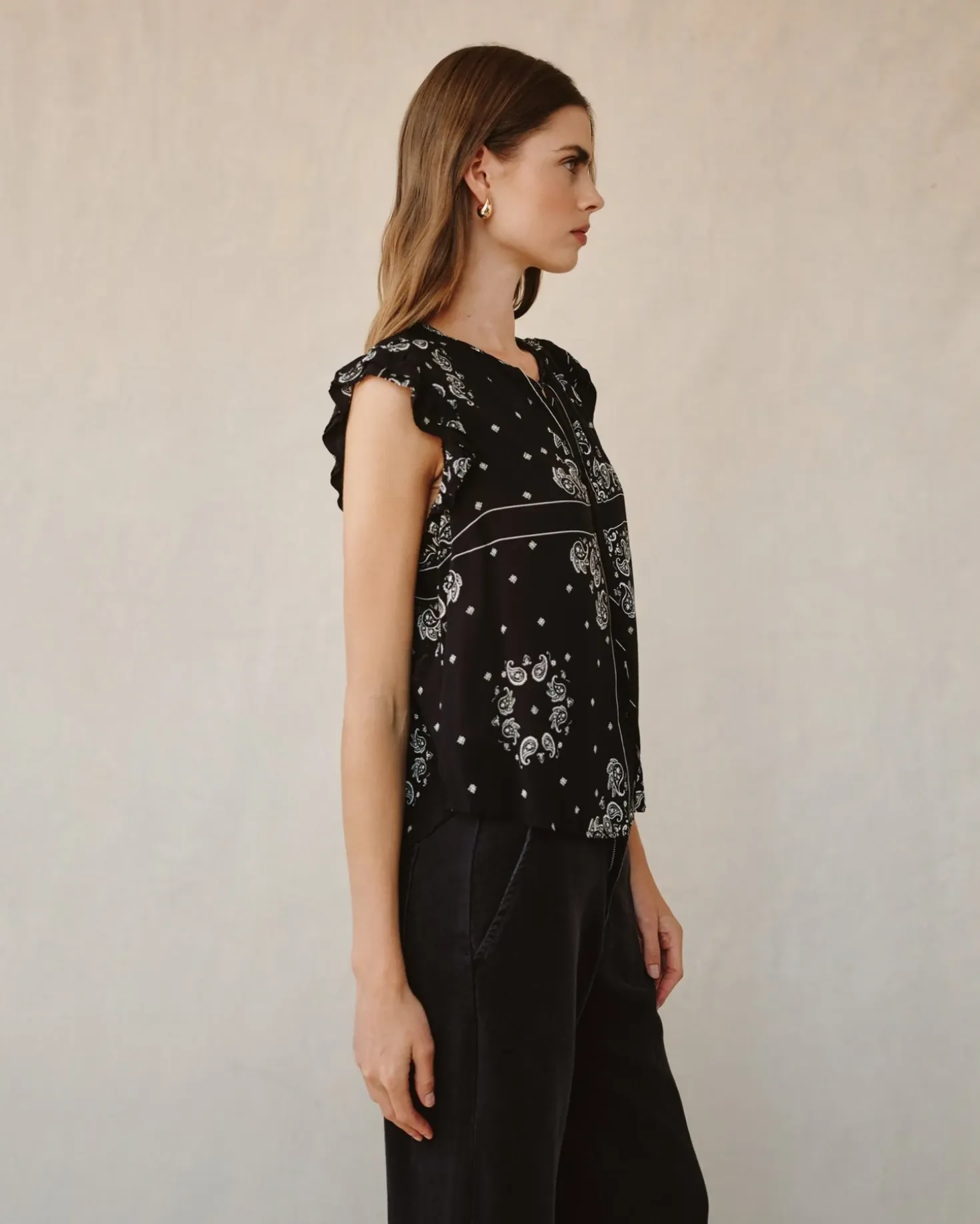 Bella Dahl Ruffle Sleeve Tie Neck - Bandana Print sold by Boutique with Grace product image thumbnail 4