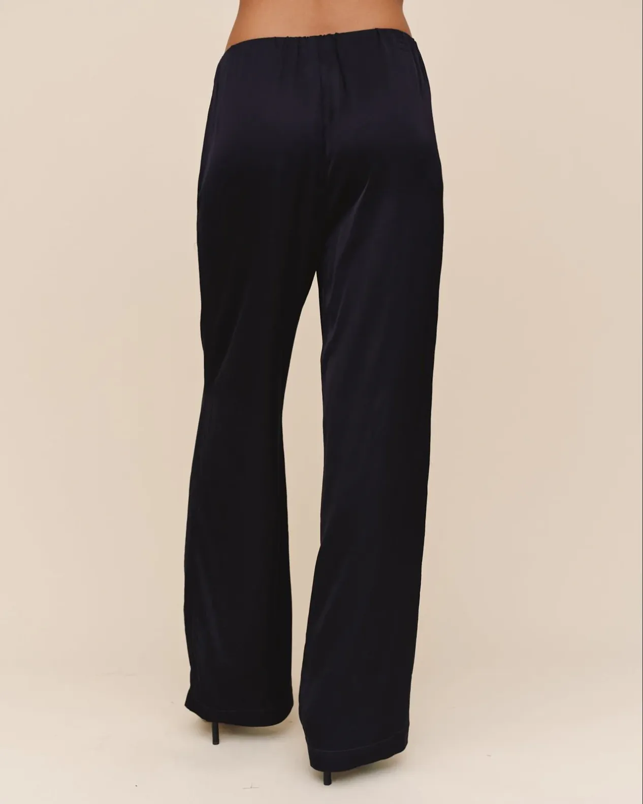 Bella Dahl Sleek Clean Wide Leg Pant - Midnight Sky sold by Boutique with Grace product image thumbnail 4
