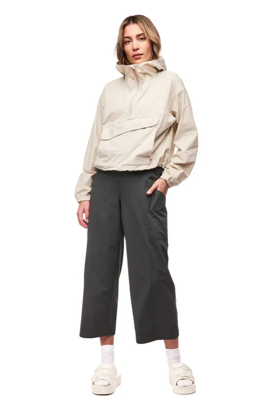 Indyeva Pierna II Crop - Nephrite made by Indyeva