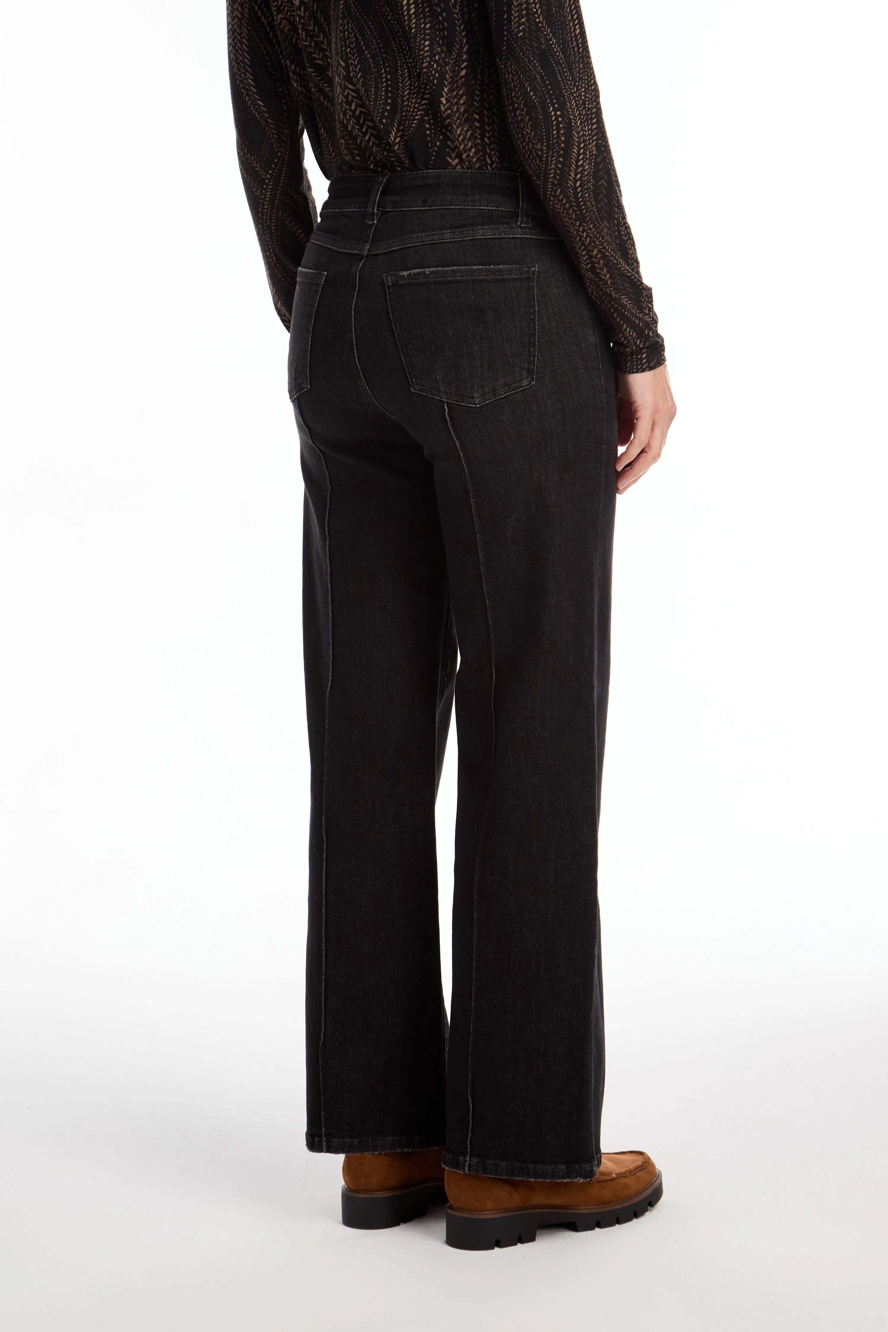 FDJ Olivia Pintuck Wide Leg - Black Wash sold by Boutique with Grace product image thumbnail 4