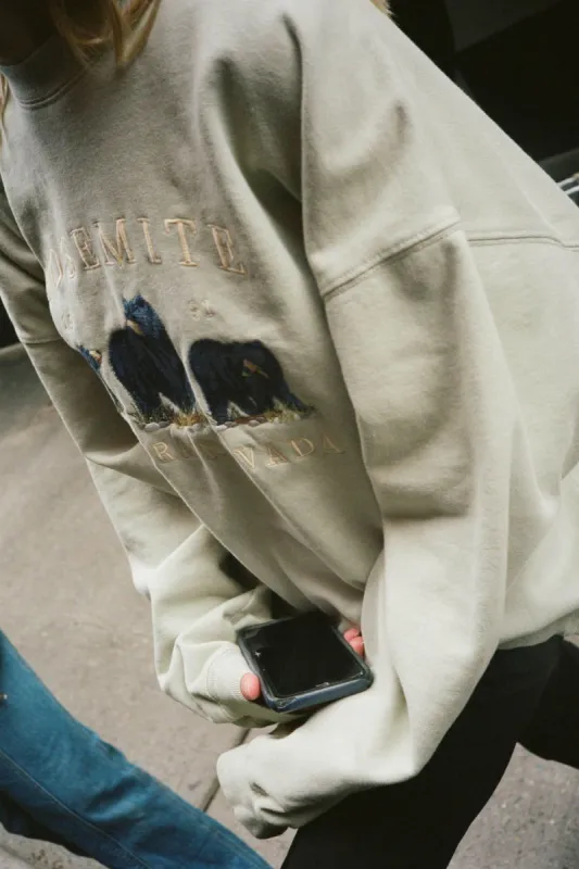 Erica Yosemite Sweatshirt made by Brandy Melville