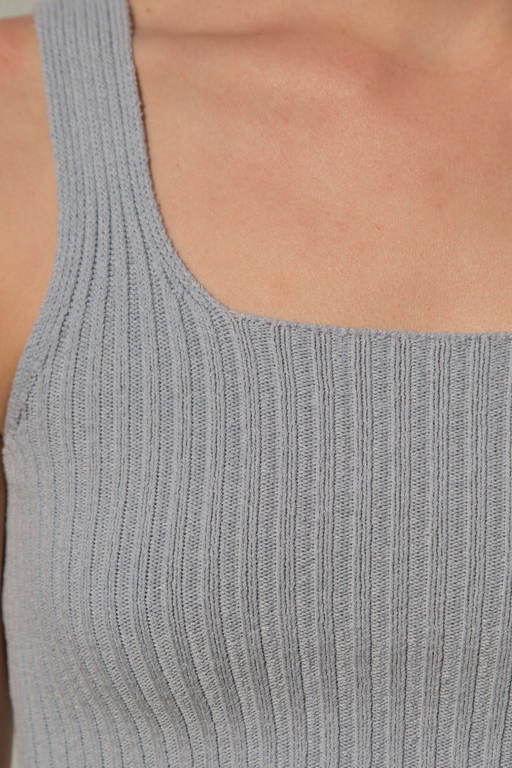 Rina Cropped Tank sold by Brandy Melville product image thumbnail 12