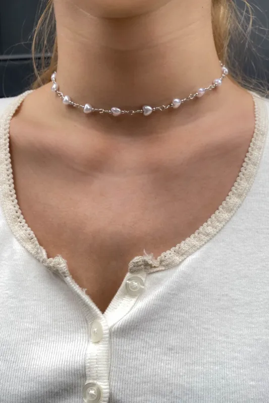 Faux Pearl Heart Choker sold by Brandy Melville