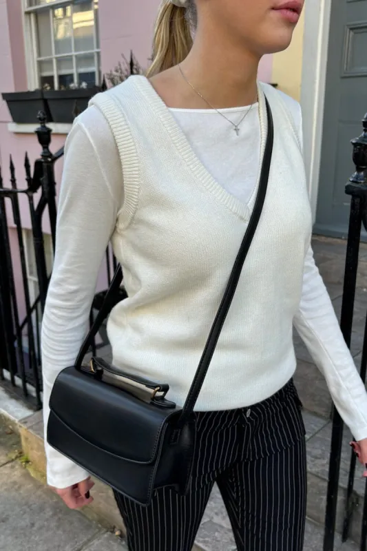 Crossbody Handle Bag sold by Brandy Melville