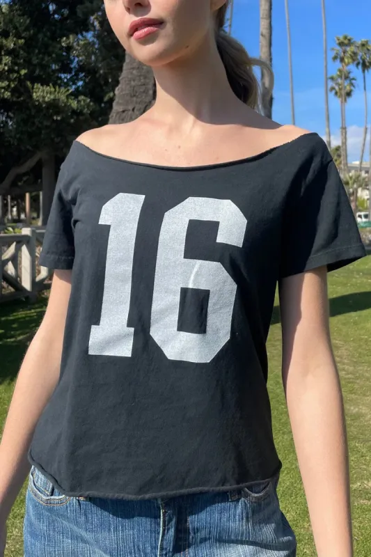 Robyn 16 Top sold by Brandy Melville