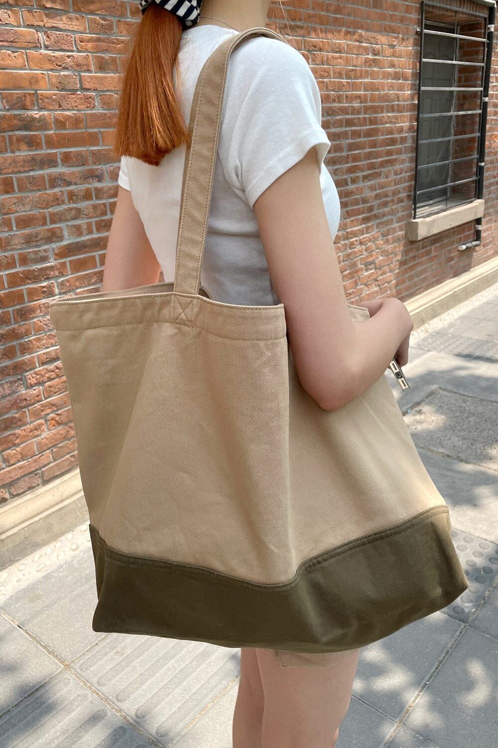 Colorblock Tote Bag sold by Brandy Melville product image thumbnail 5