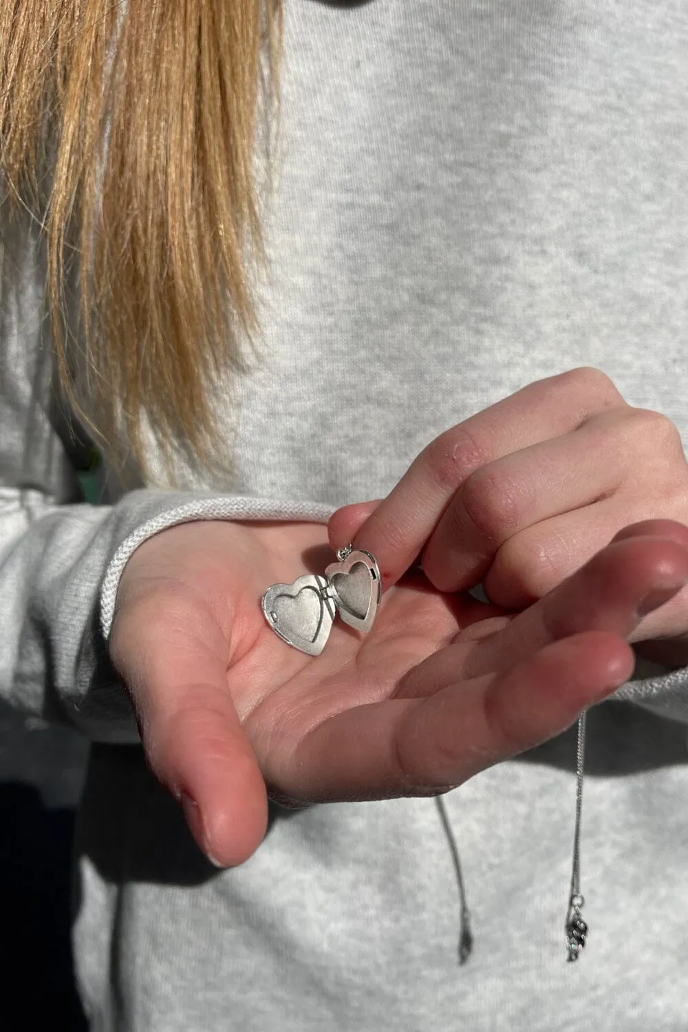 Heart Locket Necklace sold by Brandy Melville product image thumbnail 3