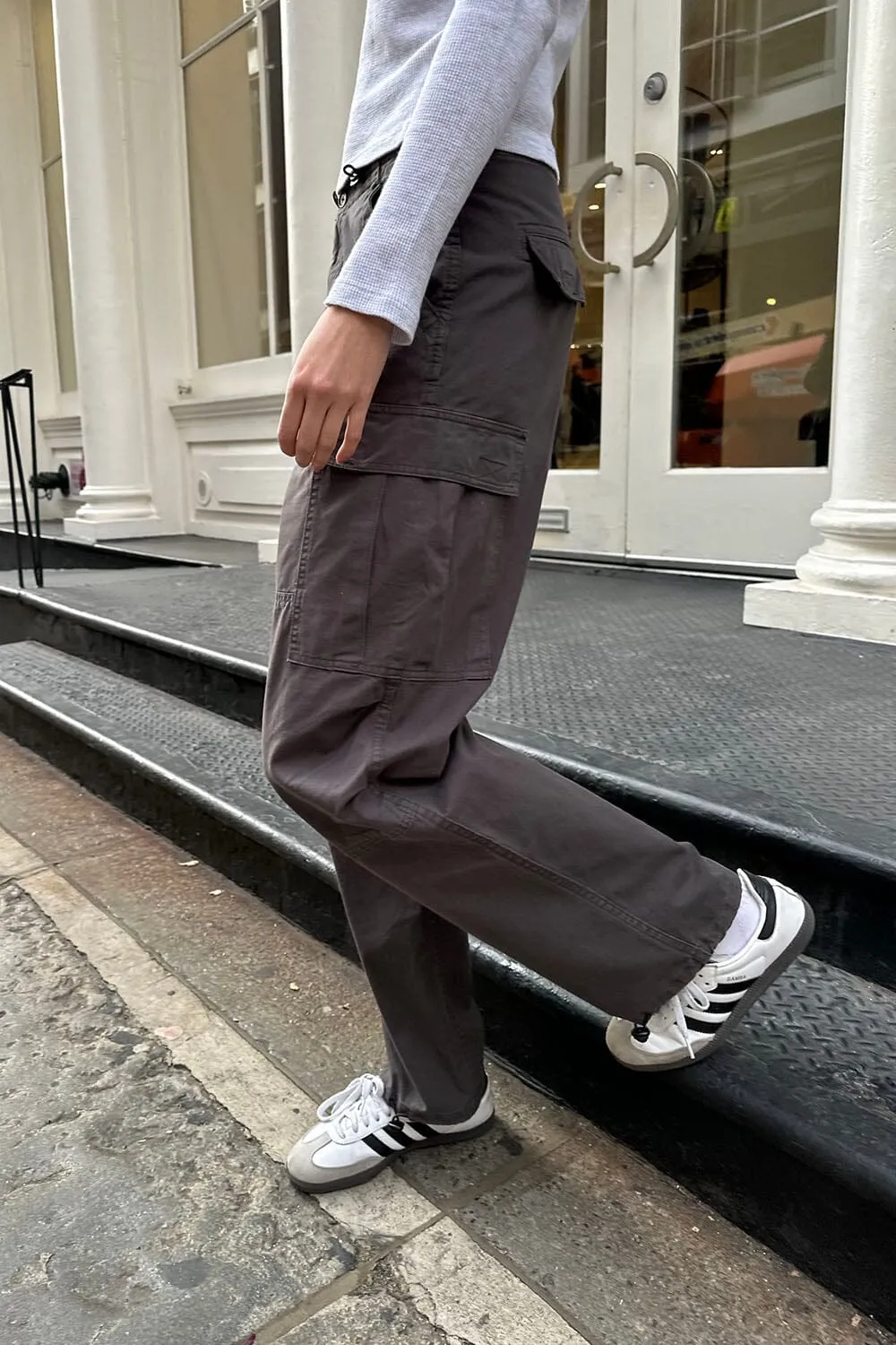 Brandy Melville JEMMA CARGO PANTS カーゴ Jemma Cargo Pants – Brandy Melville Online Japan