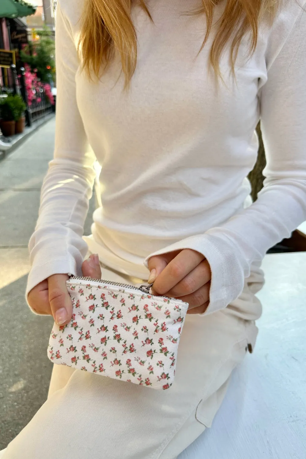 Roses Coin Purse sold by Brandy Melville