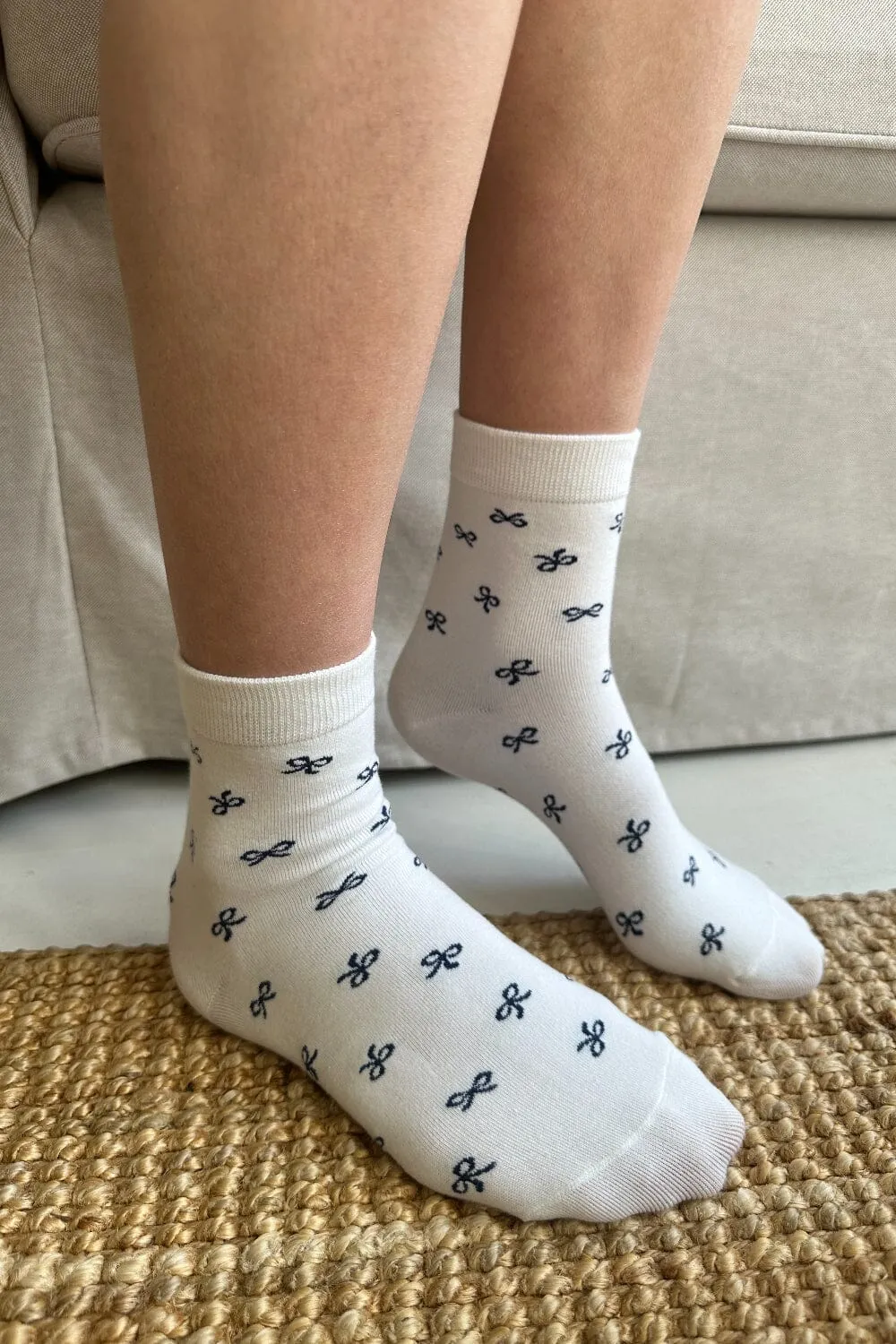 Bow Socks sold by Brandy Melville product image thumbnail 2