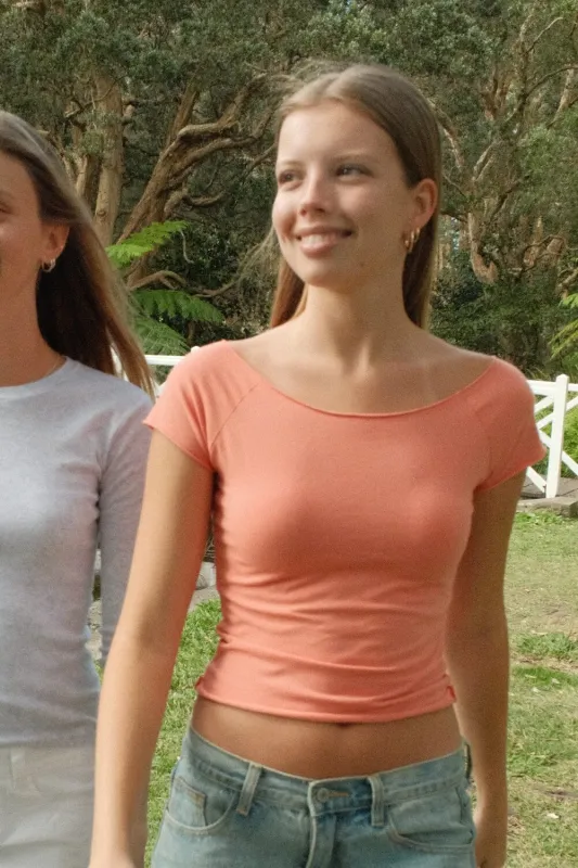 Bonnie Top sold by Brandy Melville