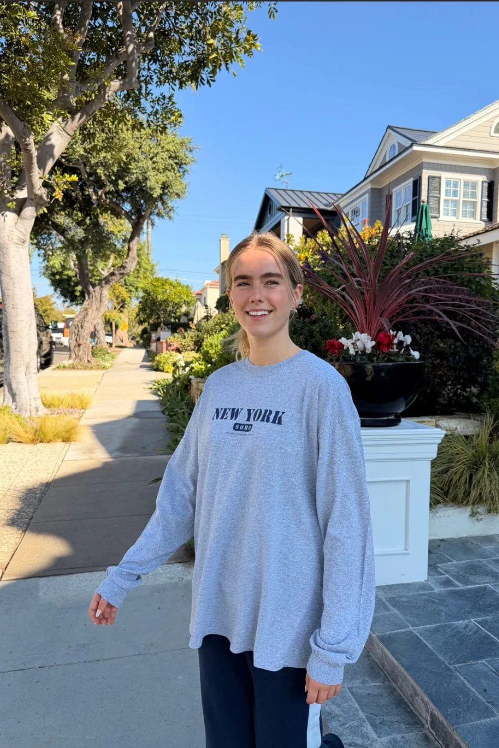 Camila New York Top sold by Brandy Melville product image thumbnail 3