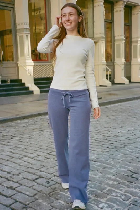 Hilary Yoga Pants sold by Brandy Melville