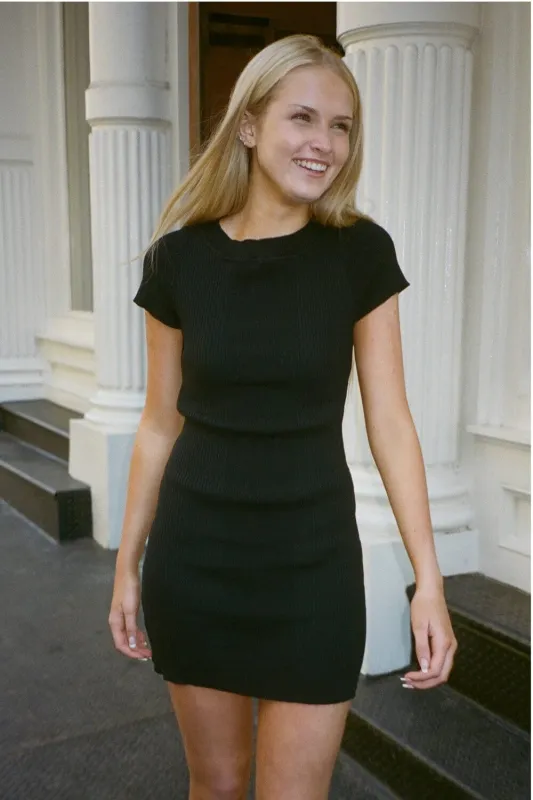 Fátima Dress sold by Brandy Melville