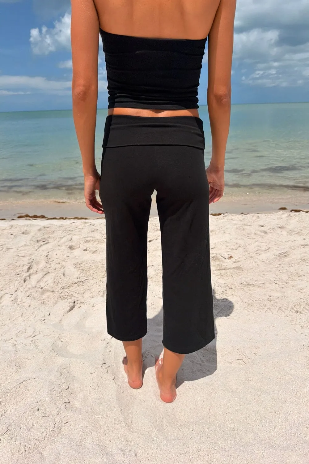 Priscilla Capri Pants sold by Brandy Melville product image thumbnail 3