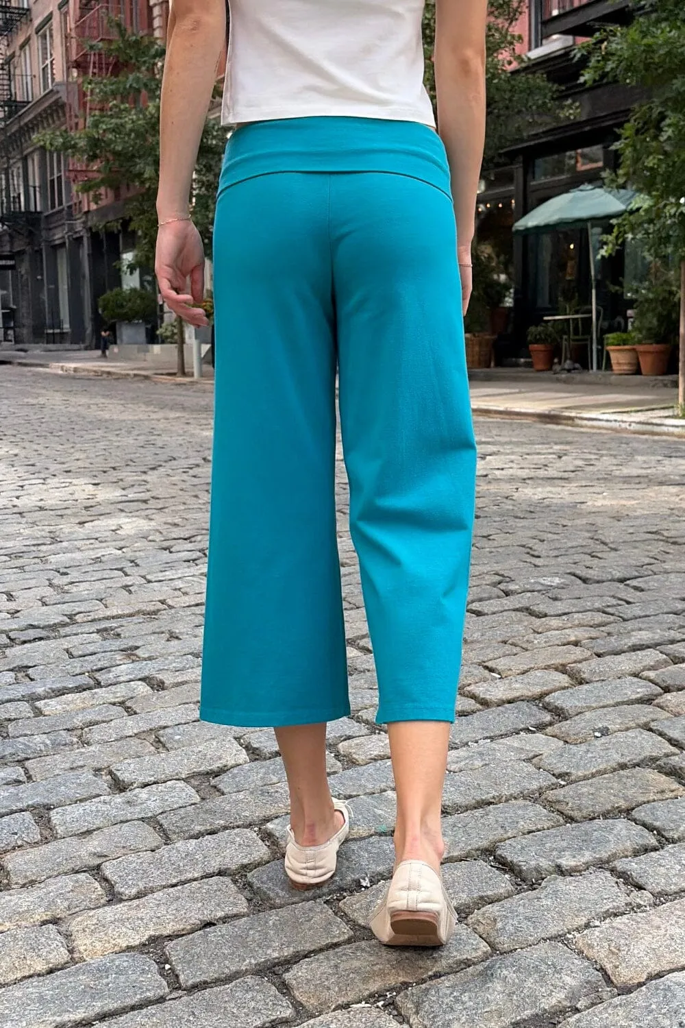 Priscilla Capri Pants sold by Brandy Melville product image thumbnail 3