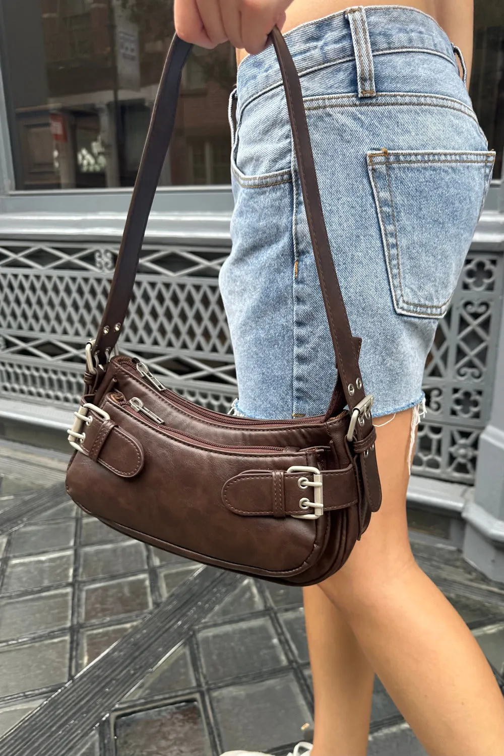 ショルダーバッグ・ポシェット MARTINCOKS String Shouler String Shoulder Bag Navy Buckle Shoulder Bag | Parallel