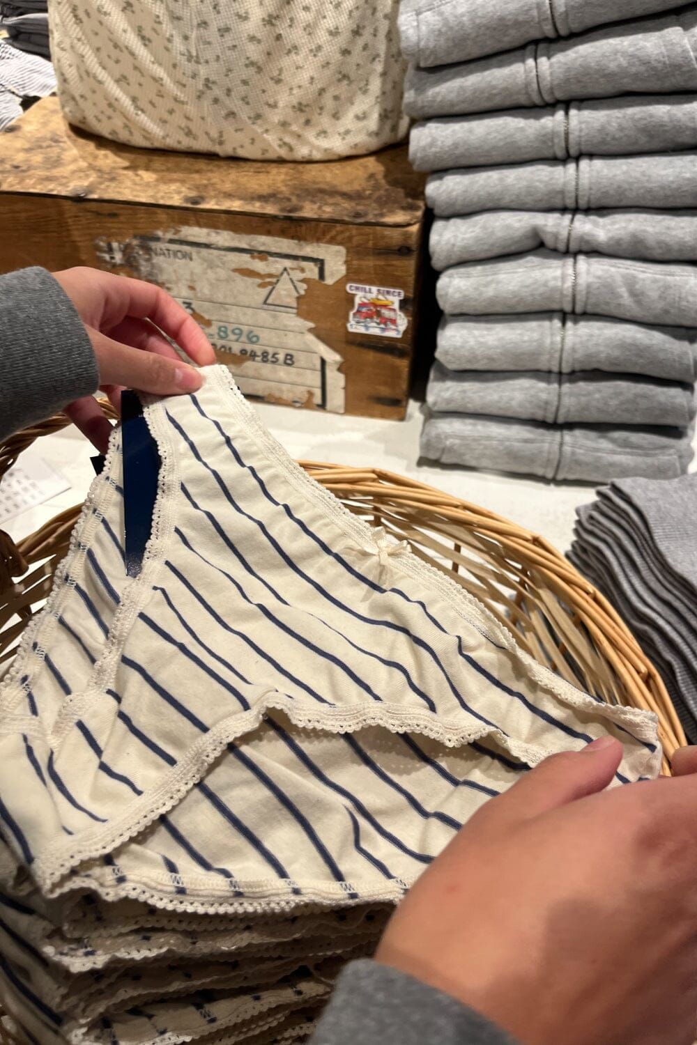 Stripe Scallop Bow Underwear sold by Brandy Melville product image thumbnail 2