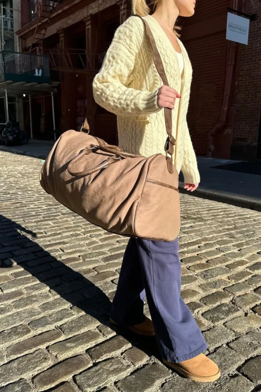 新品タグ付 Brandy Melville Canvas Duffle Bag Khaki Canvas Duffle Bag – Brandy Melville Online Japan