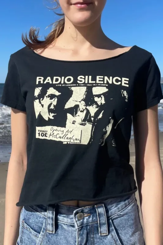 Radio Silence Live in London Top sold by Brandy Melville