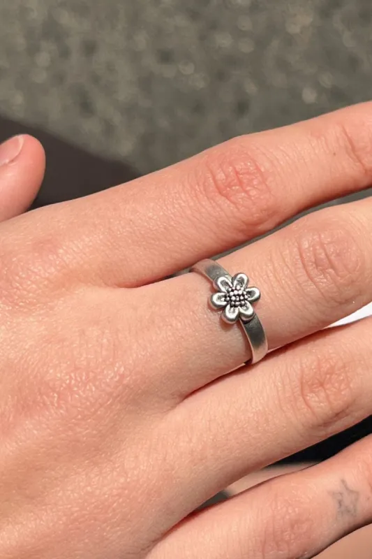 Flower Ring sold by Brandy Melville