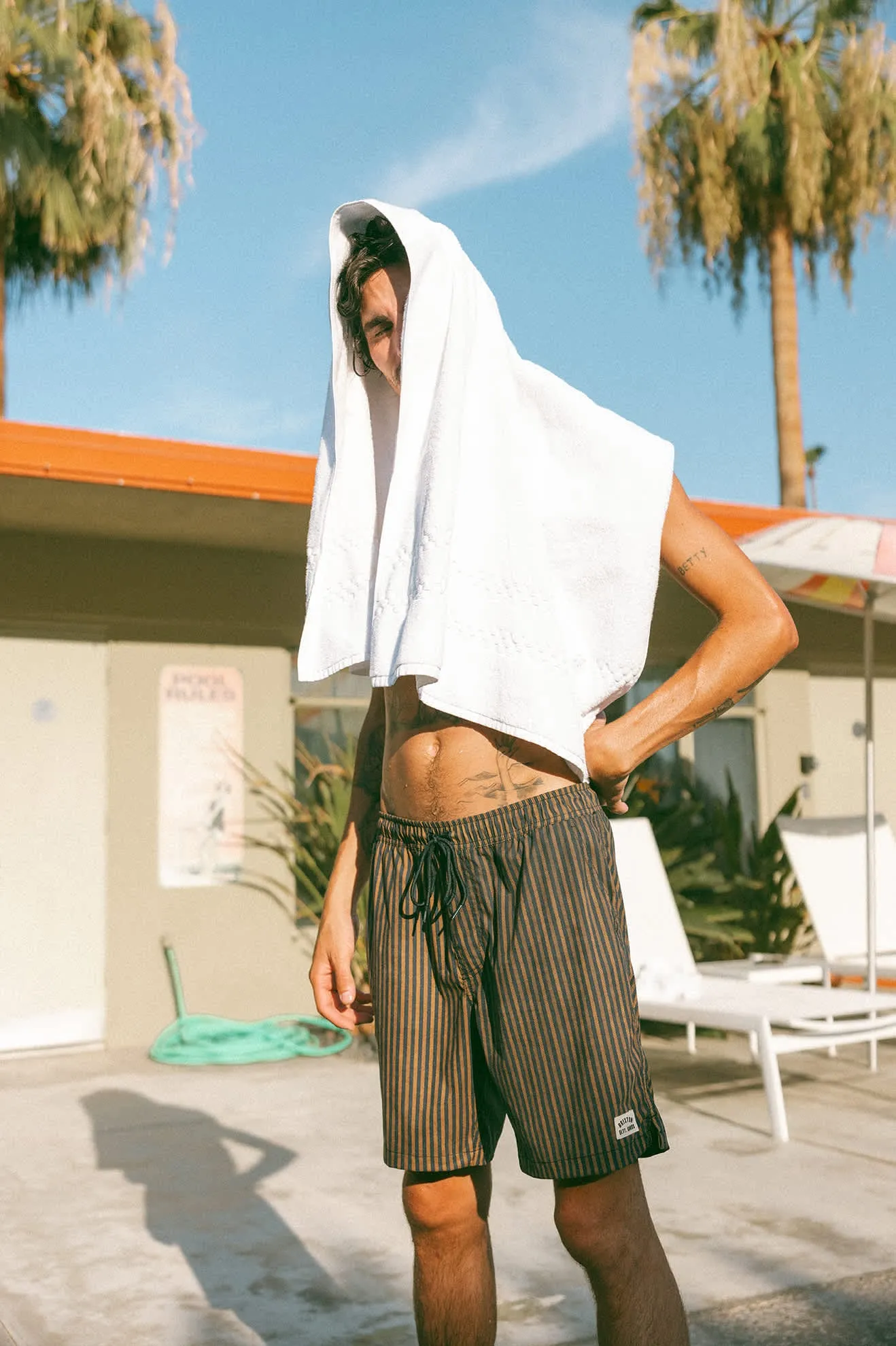 Everyday Stretch Hybrid Short 5.5" - Washed Navy/Sunbaked Herringbone sold by Brixton product image thumbnail 5