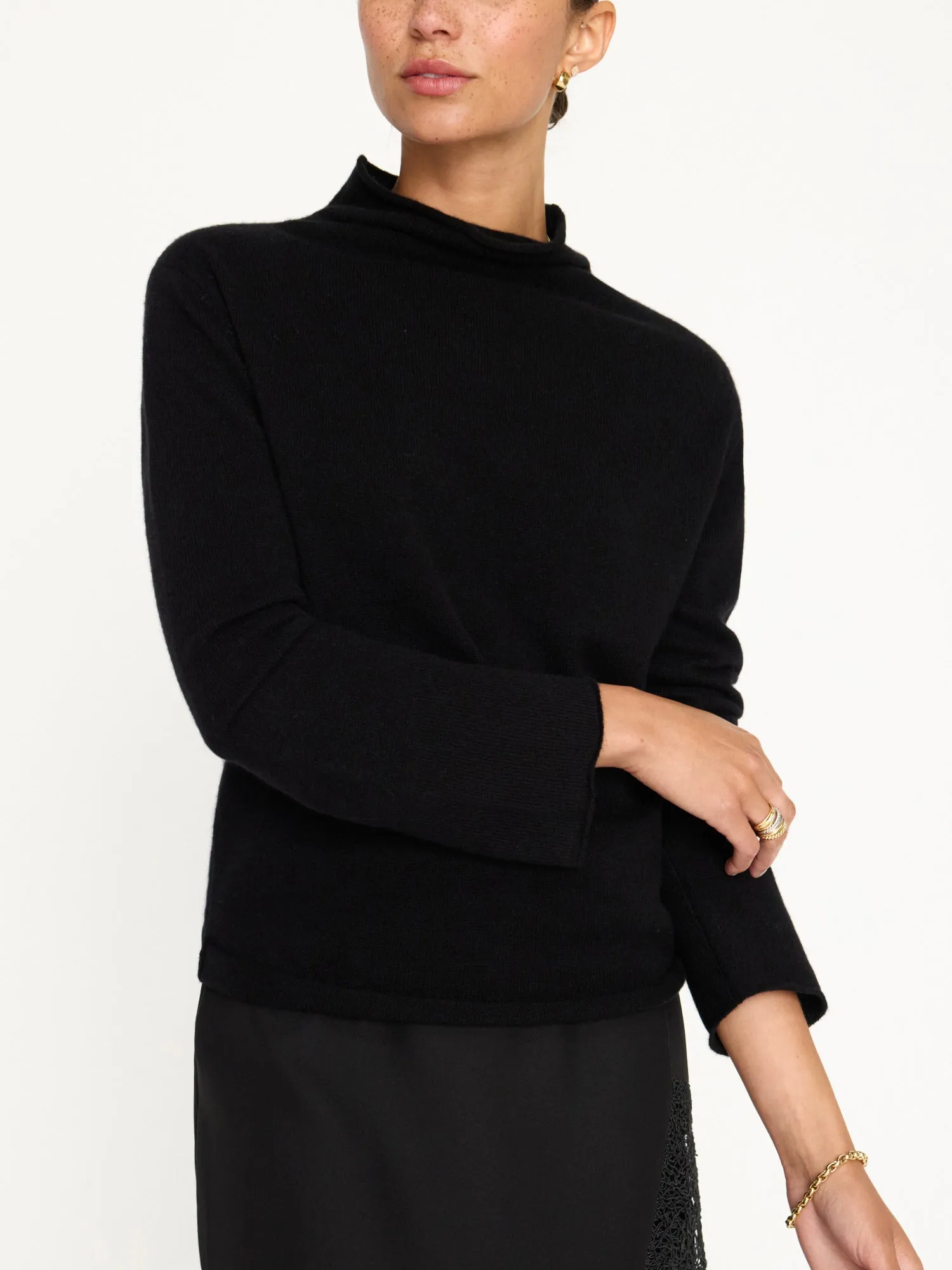 The Rhone Relaxed Funnel Cashmere Sweater sold by Brochu Walker product image thumbnail 3