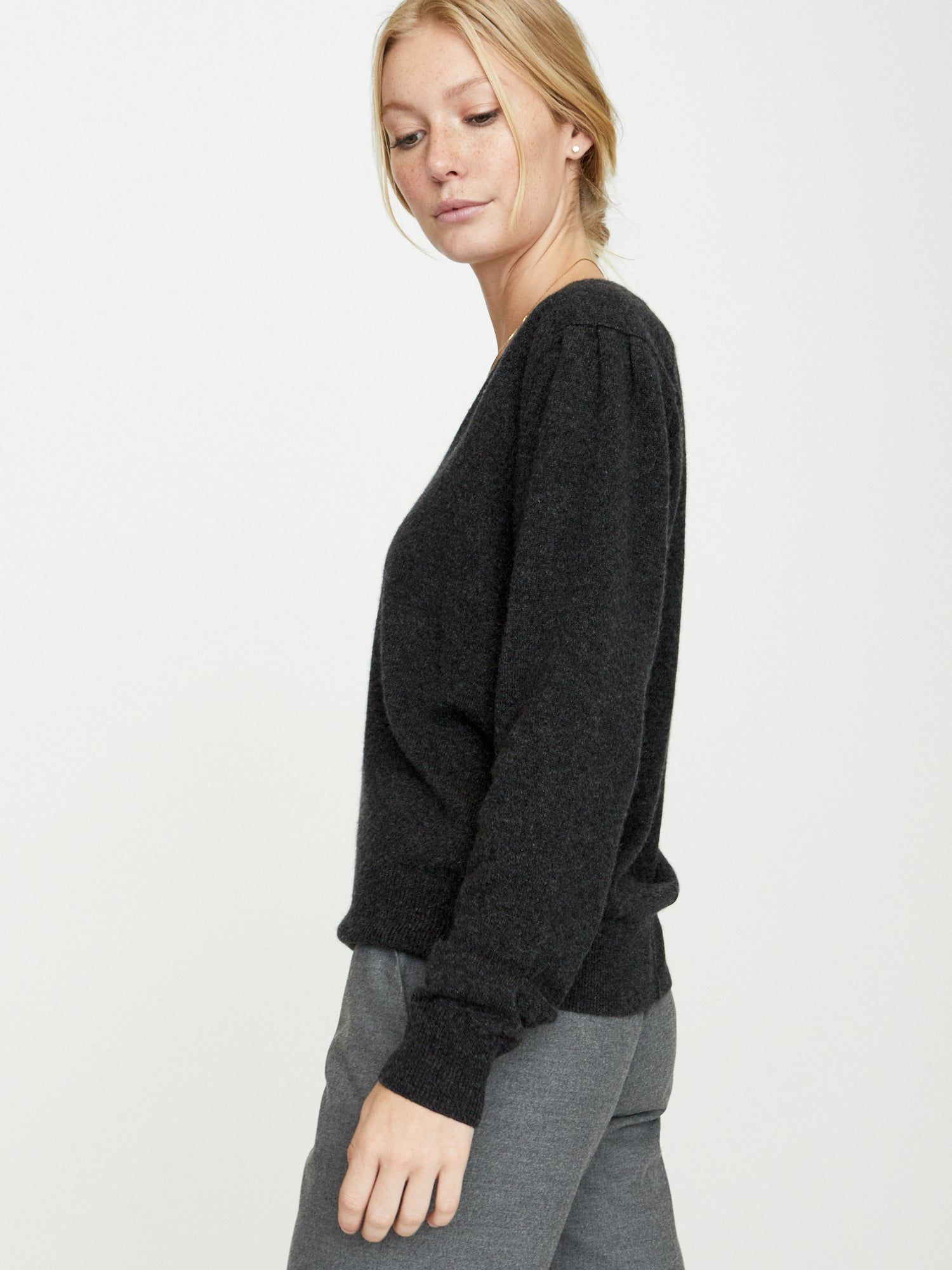 The Marcel Vee sold by Brochu Walker product image thumbnail 5