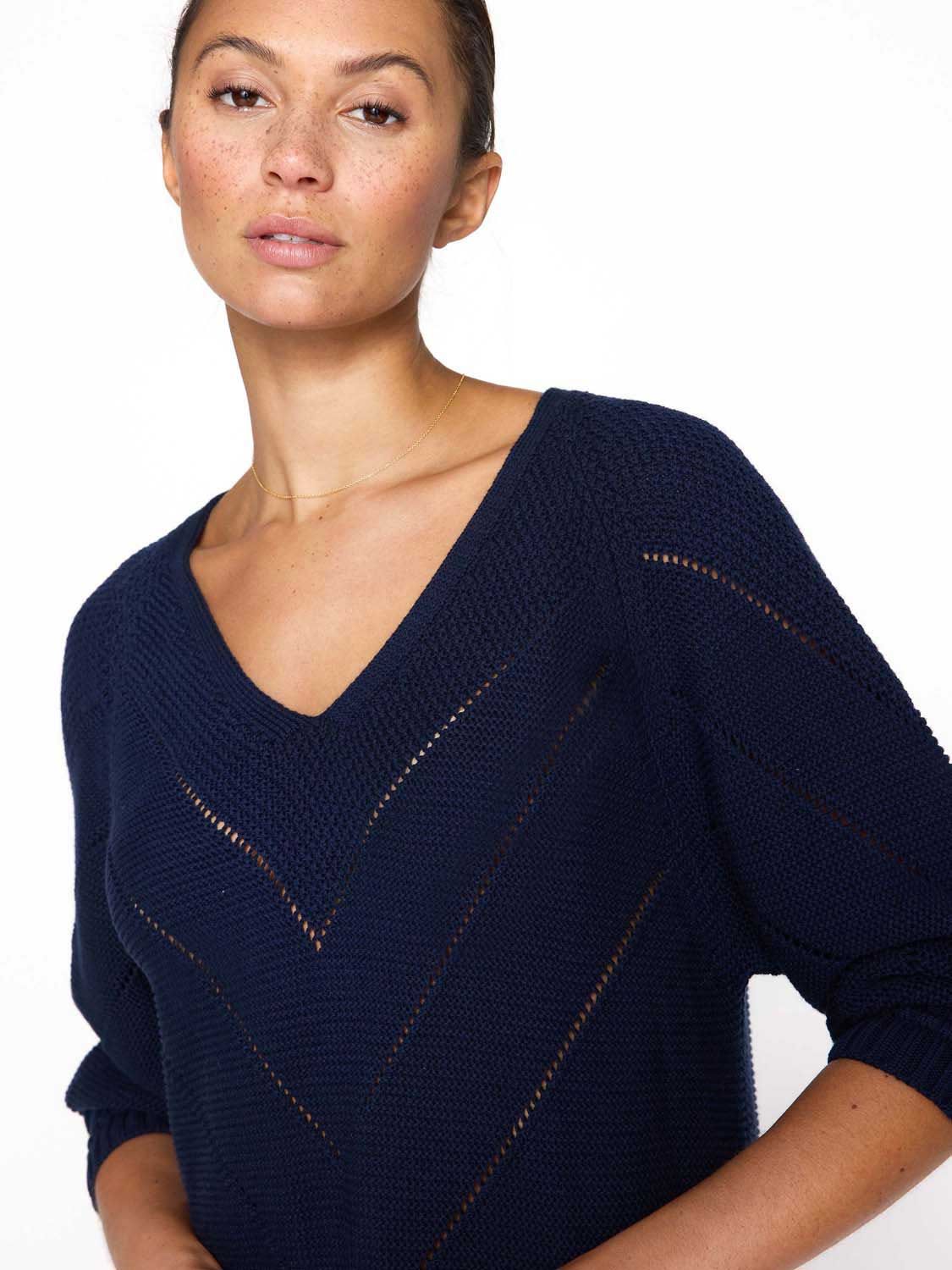 The Organic Decker Vee sold by Brochu Walker product image thumbnail 2