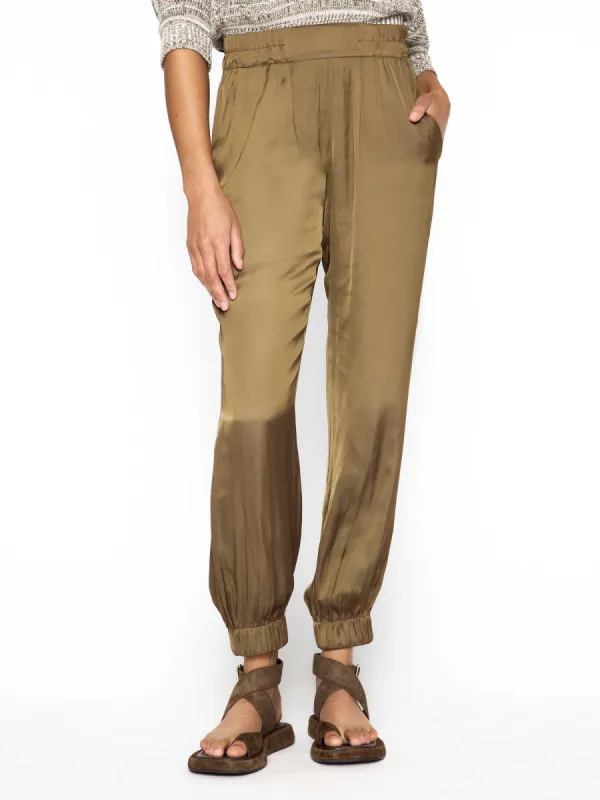 The Neva Pant sold by Brochu Walker