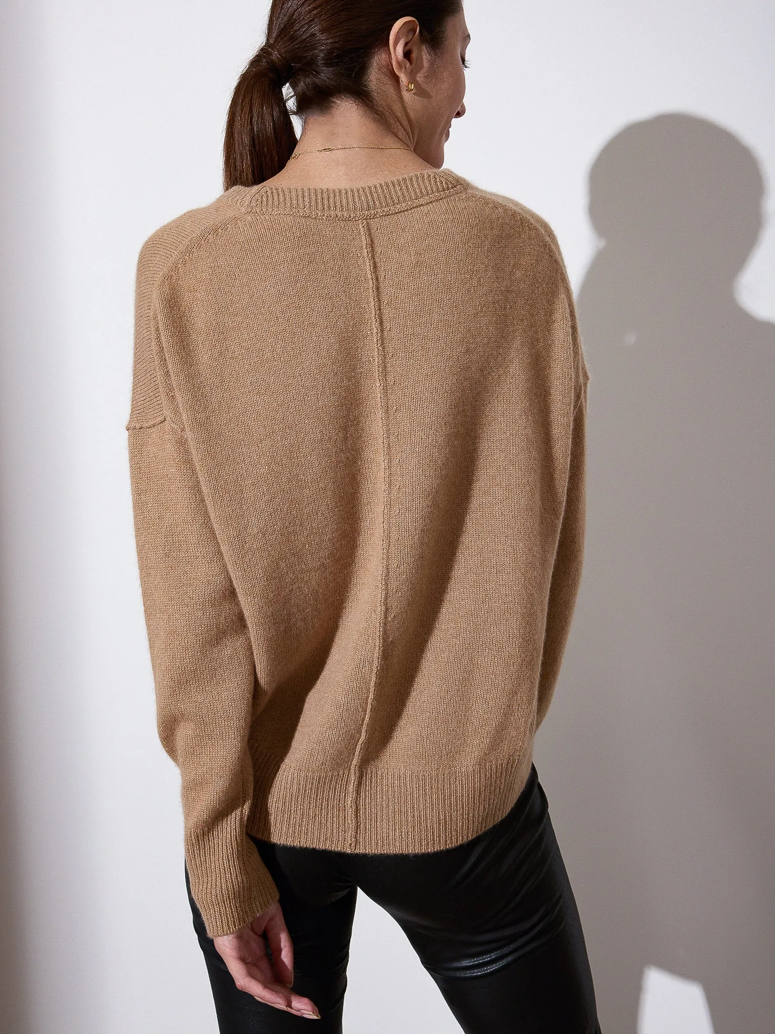 The Everyday Cashmere Bright Crew sold by Brochu Walker product image thumbnail 2