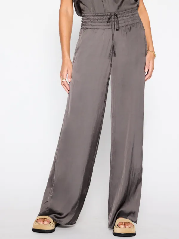 The Gorja Pant sold by Brochu Walker