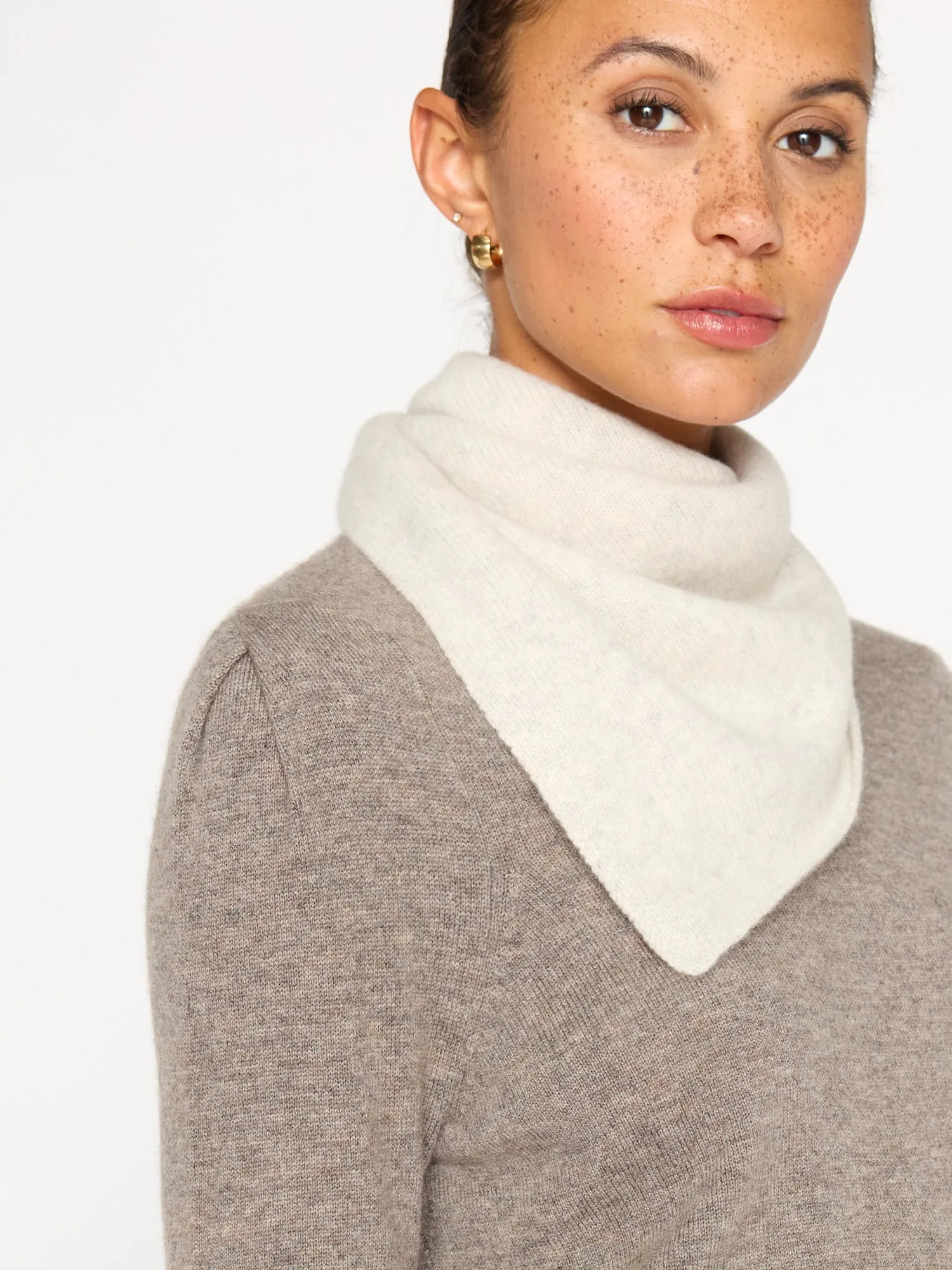The Cashmere Neck Square sold by Brochu Walker product image thumbnail 3