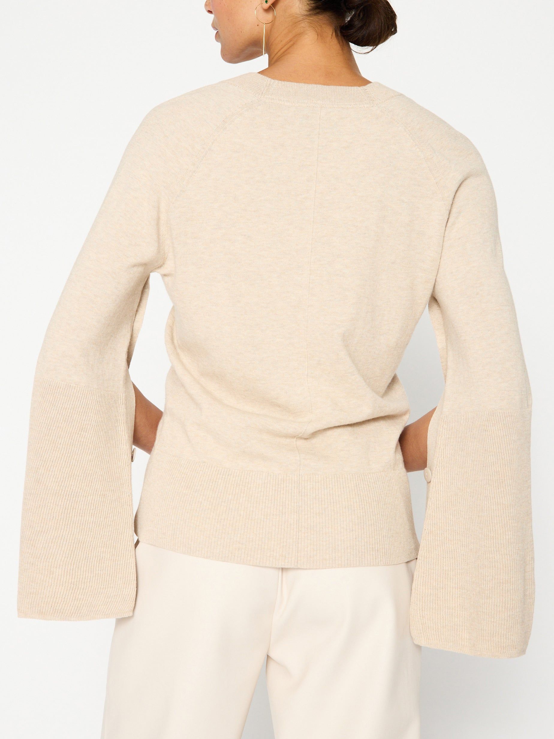 The Larson Vee sold by Brochu Walker product image thumbnail 4