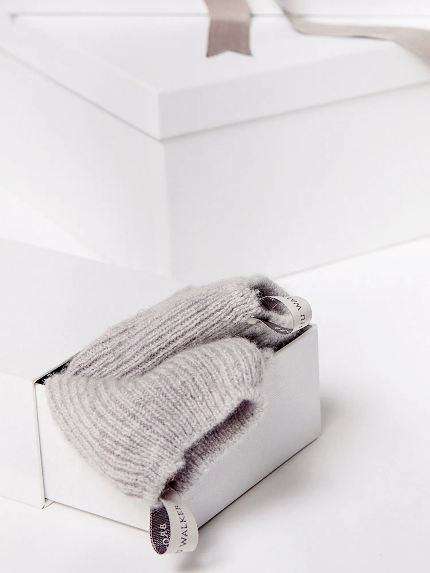 The Ribbed Cashmere Socks sold by Brochu Walker product image thumbnail 4