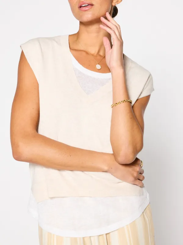 The Leia Layered Looker sold by Brochu Walker