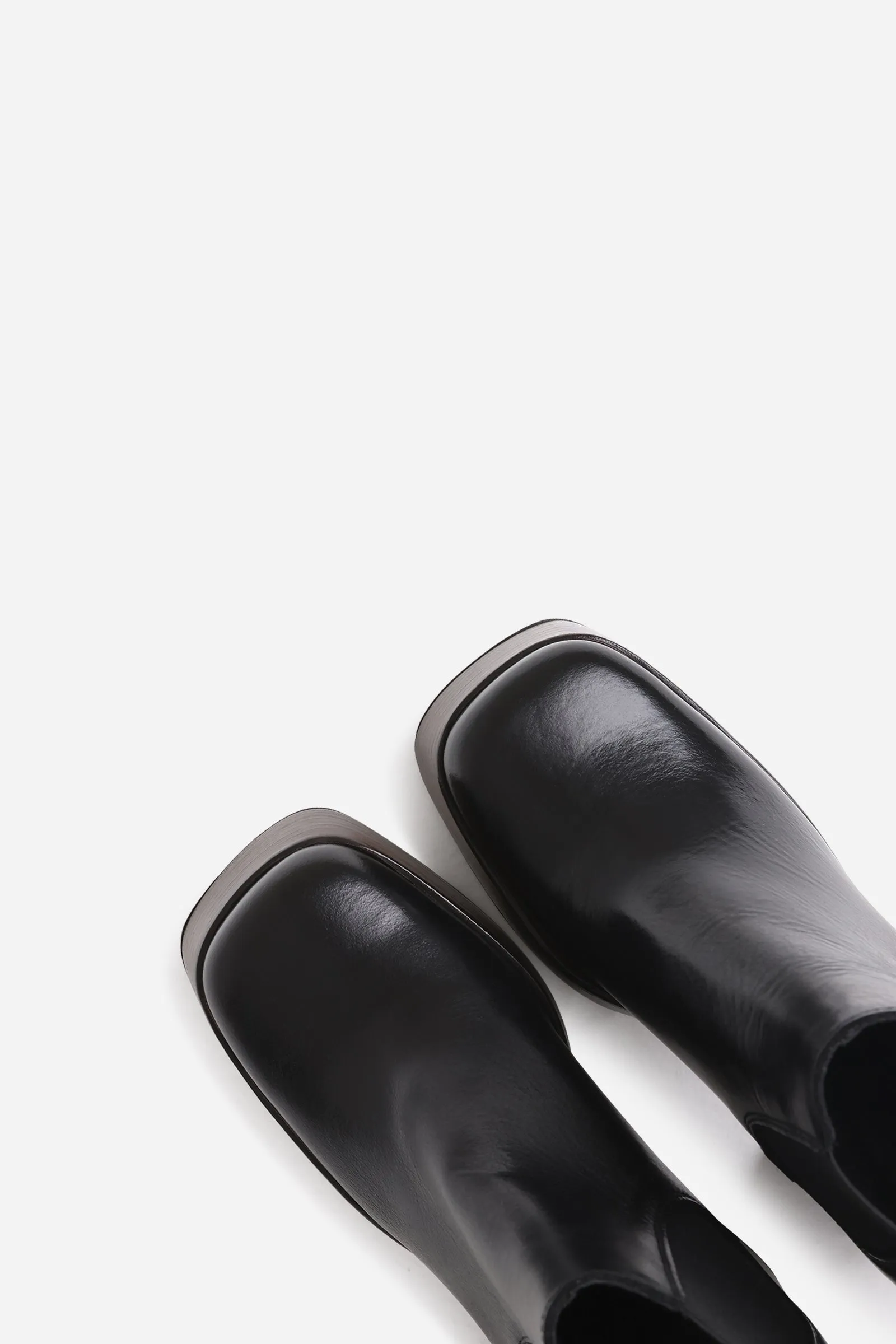 be-lla | black sold by Bronx product image thumbnail 4