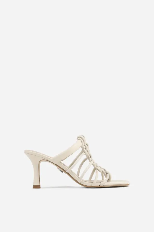 Sandal Ros-ey | oatmilk sold by Bronx