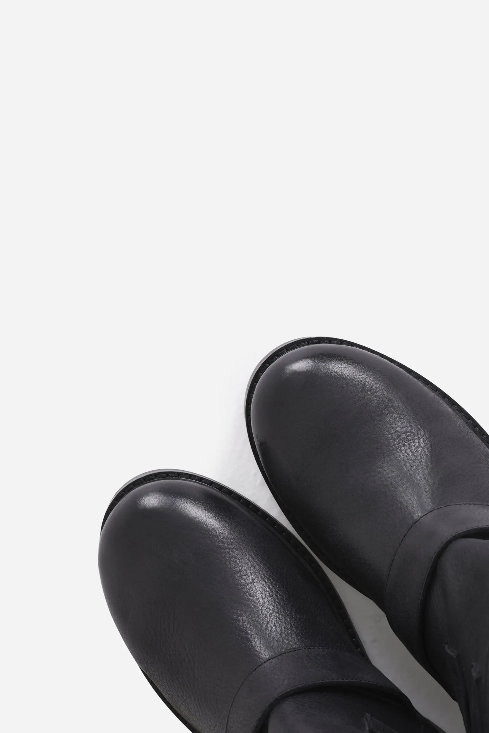 New-Tough | black sold by Bronx product image thumbnail 4