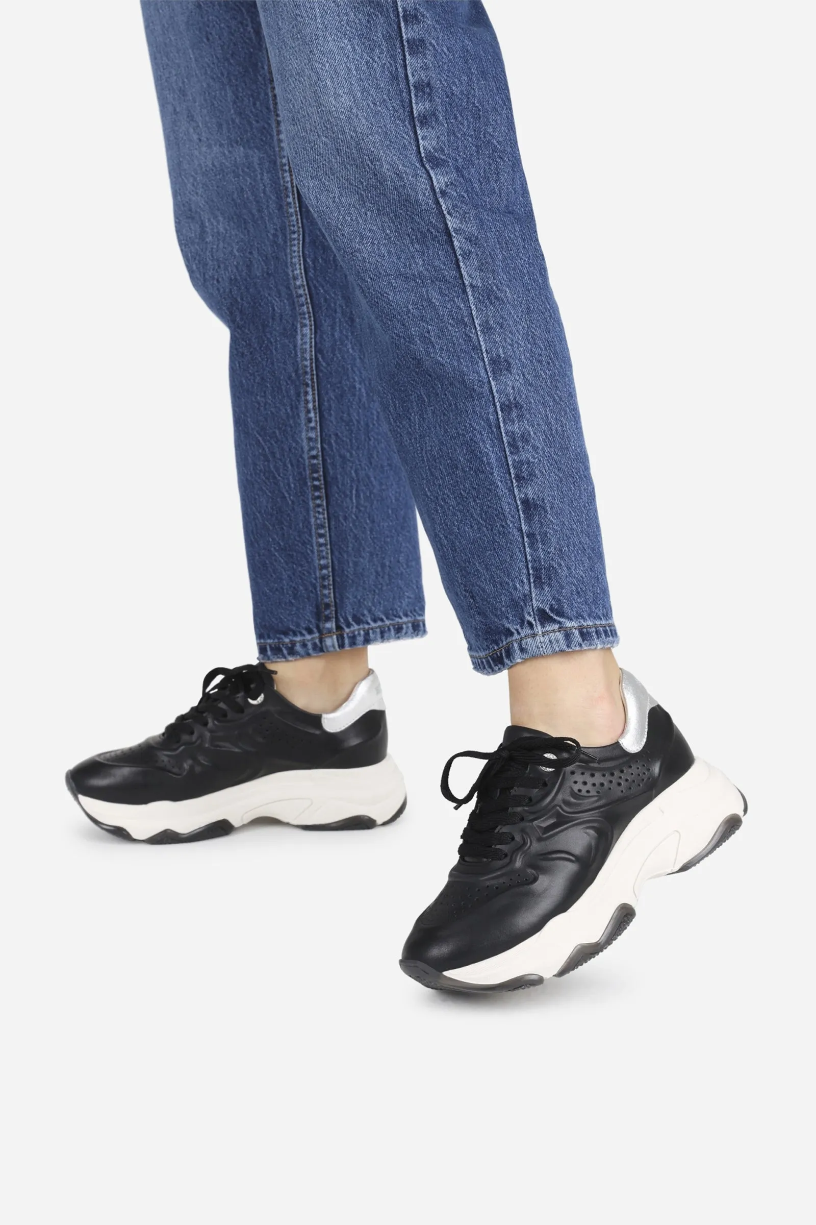 Sneaker Baisley | black/silver sold by Bronx product image thumbnail 2